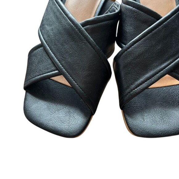 Nordstrom Rack Black Leather Crisscross Open-Toe Slip-On Sandals With Wooden Blo - Picture 2 of 10